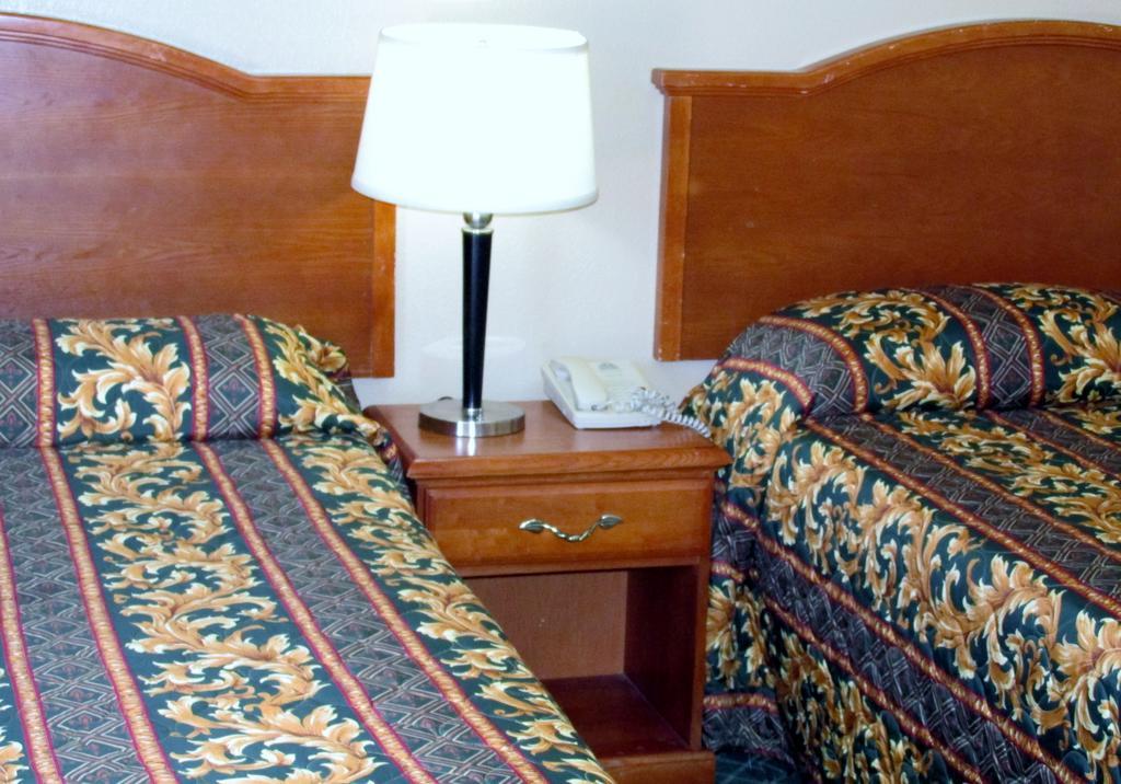 Country Inn Motel Oakdale Kamer foto